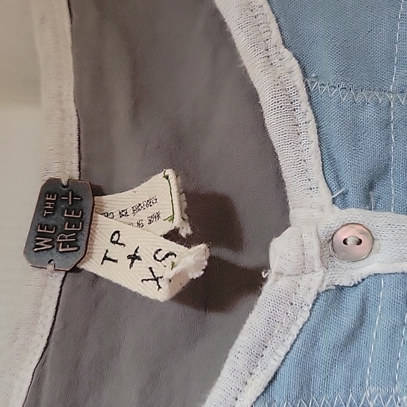 WE THE FREE BOHO CROCHET XS FLOWY TOP SUPER CUTE! - Picture 4 of 5